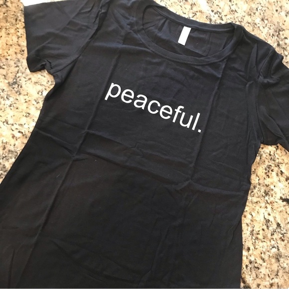 ▪️peaceful. Tee - Picture 2 of 5